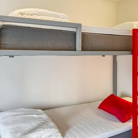 3 Bedroom Awesome In * Sogne